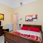 Piazzetta San Giovanni 3*