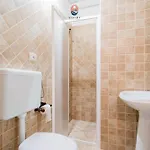 Piazzetta San Giovanni 3*