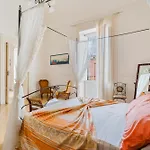 Konukevi Piazzetta San Giovanni 3*