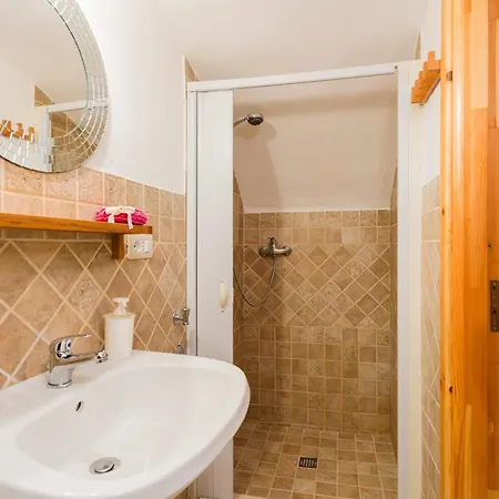 Piazzetta San Giovanni בית הארחה 3*