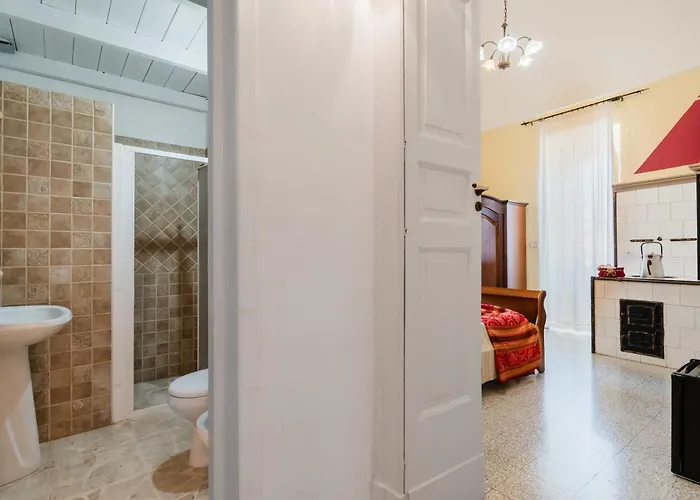 Piazzetta San Giovanni Guest house 3*