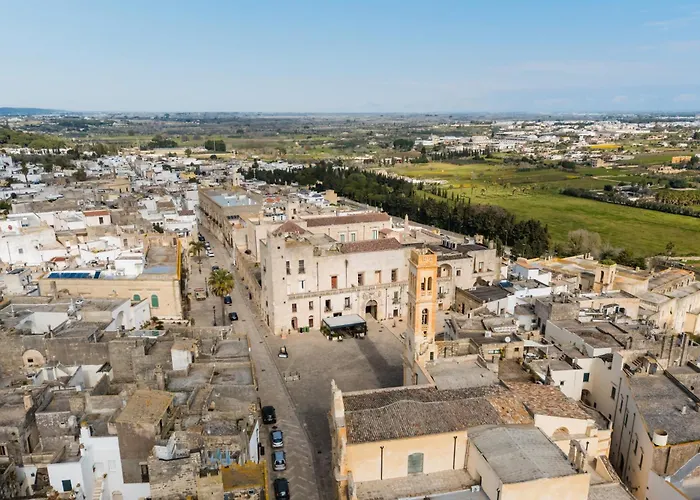 Piazzetta San Giovanni 3*