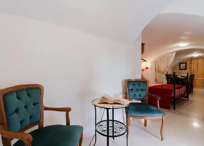Piazzetta San Giovanni Guest house 3*